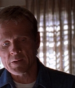ROSWELL_-_E1X03_MONSTERS_523.jpg