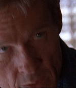 ROSWELL_-_E1X03_MONSTERS_554.jpg