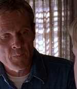 ROSWELL_-_E1X03_MONSTERS_614.jpg