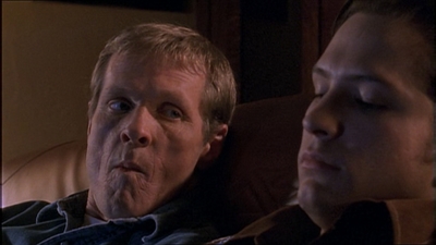 ROSWELL_-_E1X04_LEAVING_NORMAL_052.jpg
