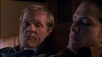 ROSWELL_-_E1X04_LEAVING_NORMAL_054.jpg