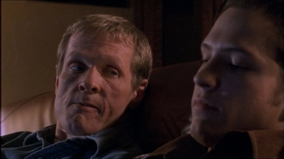 ROSWELL_-_E1X04_LEAVING_NORMAL_055.jpg