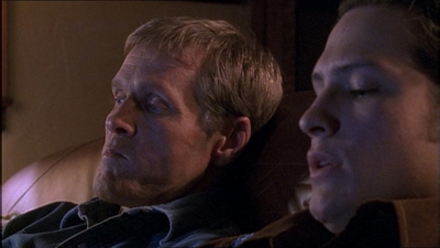ROSWELL_-_E1X04_LEAVING_NORMAL_096.jpg