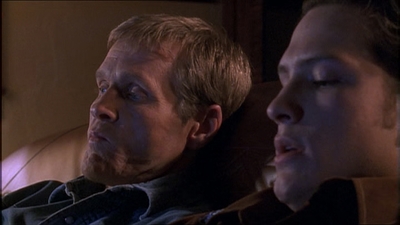 ROSWELL_-_E1X04_LEAVING_NORMAL_099.jpg