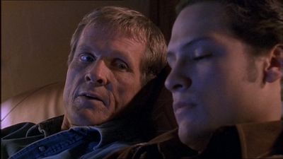 ROSWELL_-_E1X04_LEAVING_NORMAL_121.jpg