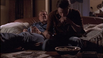ROSWELL_-_E1X04_LEAVING_NORMAL_158.jpg