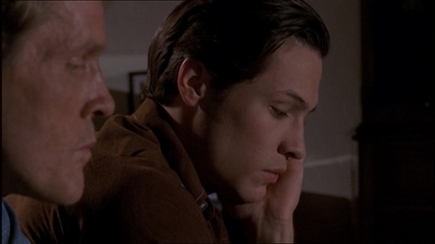 ROSWELL_-_E1X04_LEAVING_NORMAL_189.jpg