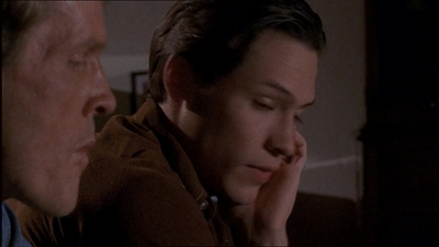 ROSWELL_-_E1X04_LEAVING_NORMAL_190.jpg