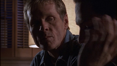 ROSWELL_-_E1X04_LEAVING_NORMAL_204.jpg