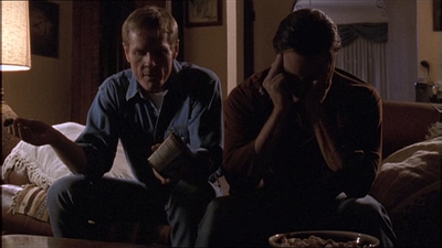 ROSWELL_-_E1X04_LEAVING_NORMAL_231.jpg