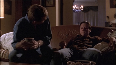 ROSWELL_-_E1X04_LEAVING_NORMAL_248.jpg