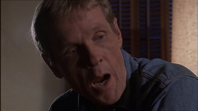 ROSWELL_-_E1X04_LEAVING_NORMAL_281.jpg