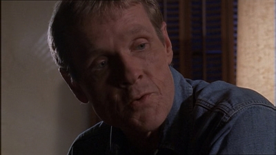 ROSWELL_-_E1X04_LEAVING_NORMAL_283.jpg