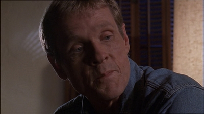 ROSWELL_-_E1X04_LEAVING_NORMAL_296.jpg