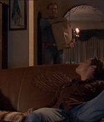 ROSWELL_-_E1X04_LEAVING_NORMAL_013.jpg