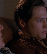ROSWELL_-_E1X04_LEAVING_NORMAL_064.jpg