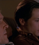 ROSWELL_-_E1X04_LEAVING_NORMAL_077.jpg