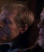 ROSWELL_-_E1X04_LEAVING_NORMAL_098.jpg