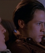 ROSWELL_-_E1X04_LEAVING_NORMAL_114.jpg