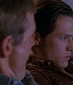 ROSWELL_-_E1X04_LEAVING_NORMAL_115.jpg