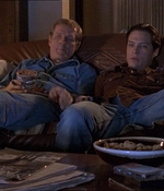 ROSWELL_-_E1X04_LEAVING_NORMAL_130.jpg