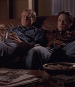 ROSWELL_-_E1X04_LEAVING_NORMAL_139.jpg