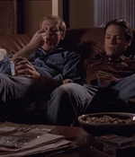 ROSWELL_-_E1X04_LEAVING_NORMAL_147.jpg