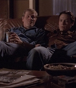 ROSWELL_-_E1X04_LEAVING_NORMAL_149.jpg