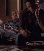 ROSWELL_-_E1X04_LEAVING_NORMAL_160.jpg