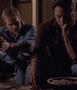 ROSWELL_-_E1X04_LEAVING_NORMAL_169.jpg