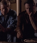 ROSWELL_-_E1X04_LEAVING_NORMAL_178.jpg