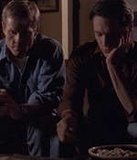 ROSWELL_-_E1X04_LEAVING_NORMAL_184.jpg