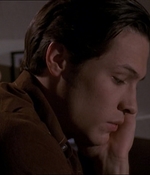 ROSWELL_-_E1X04_LEAVING_NORMAL_189.jpg