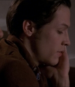 ROSWELL_-_E1X04_LEAVING_NORMAL_194.jpg