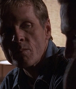 ROSWELL_-_E1X04_LEAVING_NORMAL_204.jpg