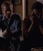 ROSWELL_-_E1X04_LEAVING_NORMAL_229.jpg
