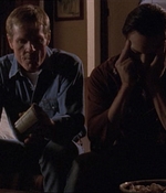 ROSWELL_-_E1X04_LEAVING_NORMAL_230.jpg