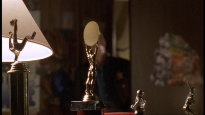 ROSWELL_-_E1X06_285_SOUTH_007.jpg