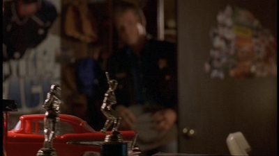 ROSWELL_-_E1X06_285_SOUTH_013.jpg