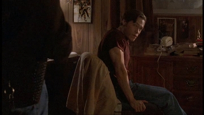 ROSWELL_-_E1X06_285_SOUTH_088.jpg