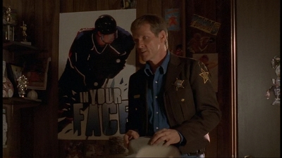 ROSWELL_-_E1X06_285_SOUTH_094.jpg