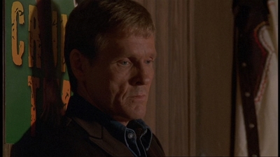 ROSWELL_-_E1X06_285_SOUTH_115.jpg
