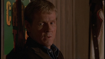 ROSWELL_-_E1X06_285_SOUTH_140.jpg