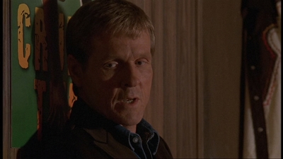 ROSWELL_-_E1X06_285_SOUTH_143.jpg