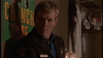 ROSWELL_-_E1X06_285_SOUTH_153.jpg