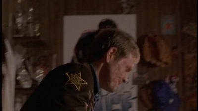 ROSWELL_-_E1X06_285_SOUTH_159.jpg