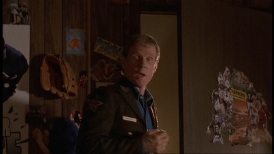 ROSWELL_-_E1X06_285_SOUTH_161.jpg