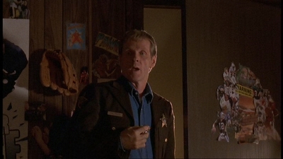 ROSWELL_-_E1X06_285_SOUTH_163.jpg