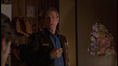 ROSWELL_-_E1X06_285_SOUTH_166.jpg