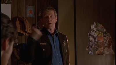 ROSWELL_-_E1X06_285_SOUTH_167.jpg